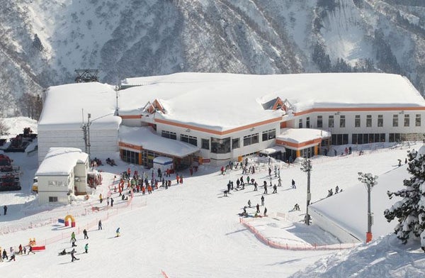 【往復新幹線指定席で行く】ガーラ湯沢「ロッヂ一幸」 1泊2日【リフト1日券付】【夕食・翌朝食付】2